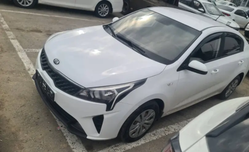 Kia Rio 2021 года за 7 300 000 тг. в Шымкент