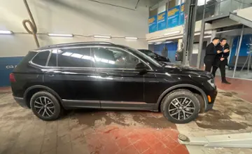 Volkswagen Tiguan 2021 года за 13 000 000 тг. в Астана фото 4