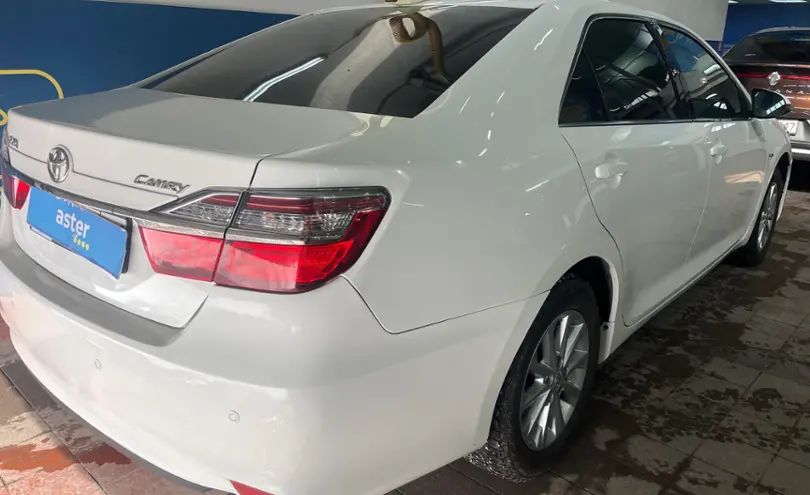 Toyota Camry 2015 года за 11 500 000 тг. в Астана фото 5
