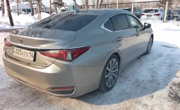 Lexus ES 2019 года за 16 000 000 тг. в Павлодар