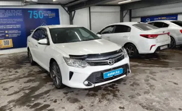 Toyota Camry 2016 года за 11 500 000 тг. в Астана фото 2