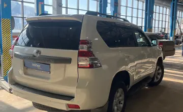 Toyota Land Cruiser Prado 2013 года за 16 000 000 тг. в Караганда
