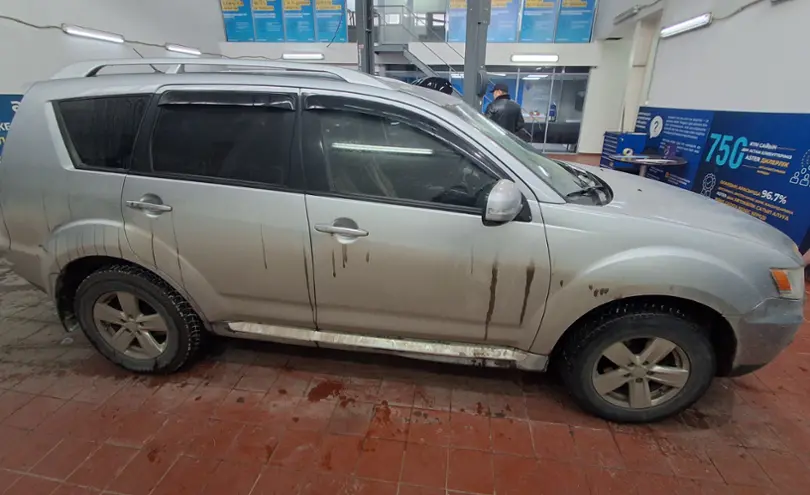 Mitsubishi Outlander 2010 года за 6 000 000 тг. в Астана фото 4