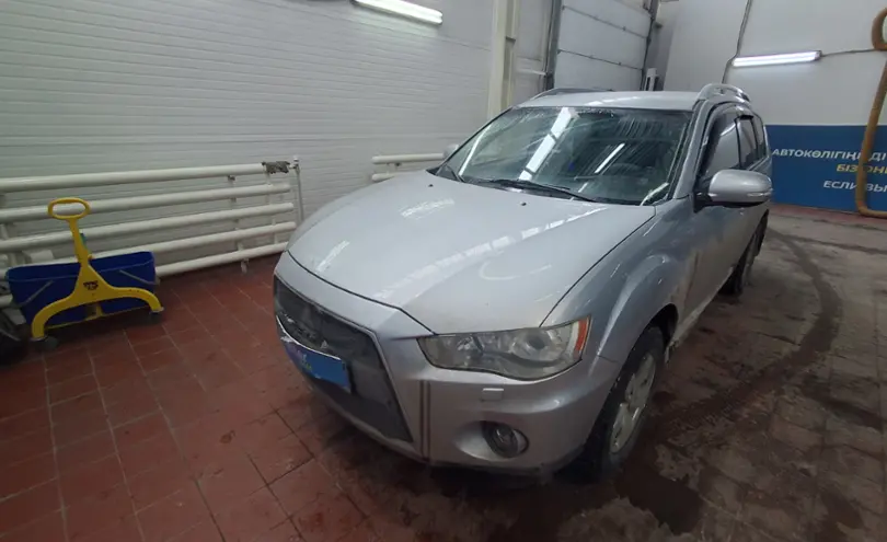 Mitsubishi Outlander 2010 года за 6 000 000 тг. в Астана