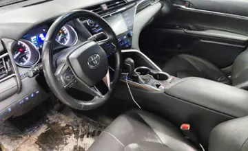 Toyota Camry 2018 года за 12 500 000 тг. в Астана фото 5