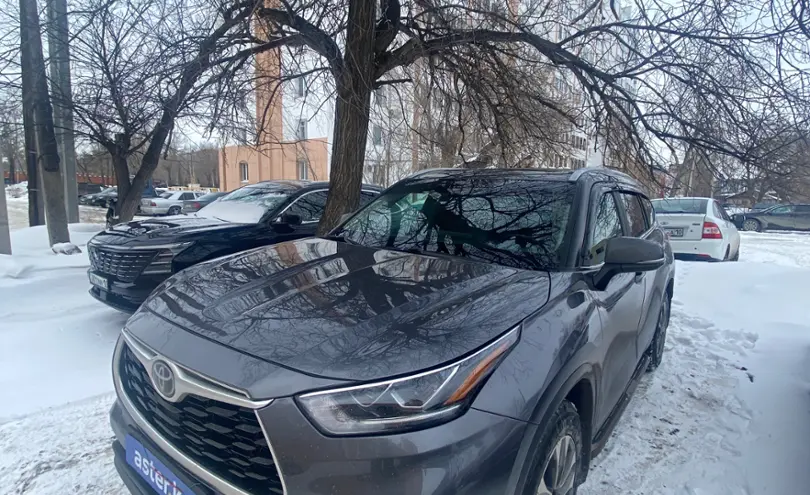 Toyota Highlander 2023 года за 28 000 000 тг. в Костанай