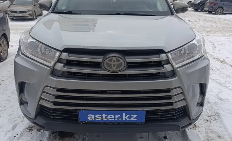 Toyota Highlander 2016 года за 20 300 000 тг. в Костанай фото 2