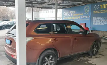 Mitsubishi Outlander 2012 года за 7 200 000 тг. в Алматы фото 4