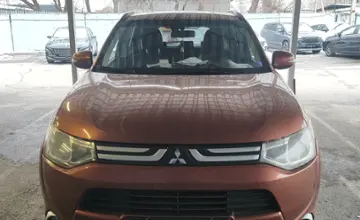 Mitsubishi Outlander 2012 года за 7 200 000 тг. в Алматы фото 2