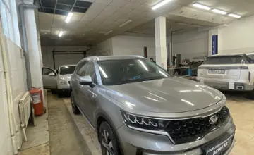 Kia Sorento 2021 года за 14 500 000 тг. в Актобе фото 3