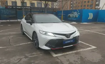Toyota Camry 2020 года за 14 000 000 тг. в Алматы фото 2