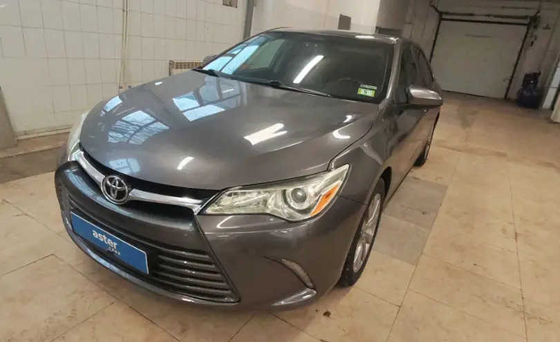 Toyota Camry 2016 года за 9 500 000 тг. в Актобе