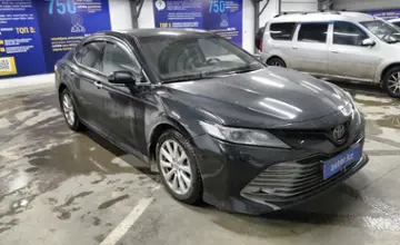 Toyota Camry 2018 года за 11 800 000 тг. в Астана фото 2