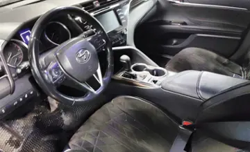 Toyota Camry 2018 года за 11 800 000 тг. в Астана фото 5