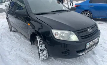 LADA (ВАЗ) Granta 2013 года за 2 000 000 тг. в Астана фото 3
