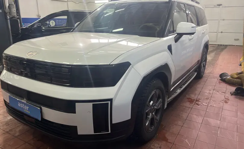 Hyundai Santa Fe 2024 года за 19 000 000 тг. в Астана