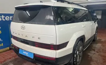 Hyundai Santa Fe 2024 года за 19 000 000 тг. в Астана