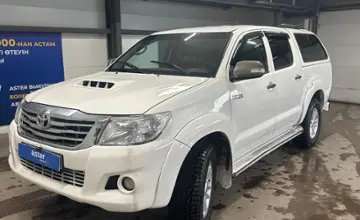 Toyota Hilux 2015 года за 9 500 000 тг. в Астана фото 1