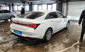 Hyundai Elantra 2020 года за 8 000 000 тг. в Астана фото 3