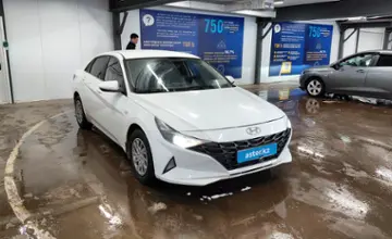 Hyundai Elantra 2020 года за 8 000 000 тг. в Астана фото 2