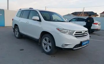 Toyota Highlander 2013 года за 12 000 000 тг. в Шымкент фото 2