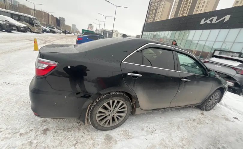 Toyota Camry 2016 года за 11 500 000 тг. в Астана фото 4