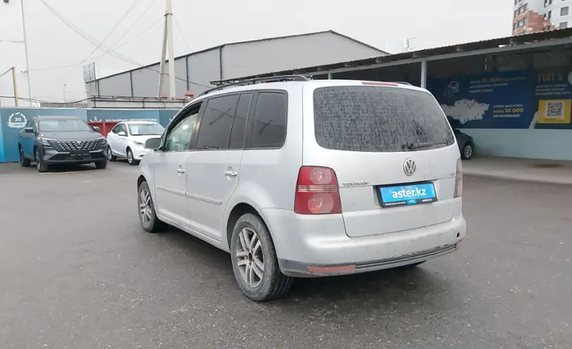 Volkswagen Touran 2007 года за 2 100 000 тг. в Шымкент фото 4