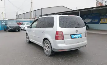 Volkswagen Touran 2007 года за 2 100 000 тг. в Шымкент фото 4