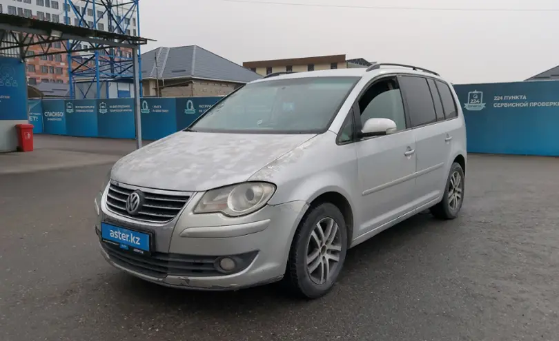 Volkswagen Touran 2007 года за 2 100 000 тг. в Шымкент
