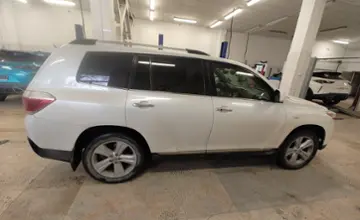Toyota Highlander 2012 года за 12 900 000 тг. в Актобе фото 4