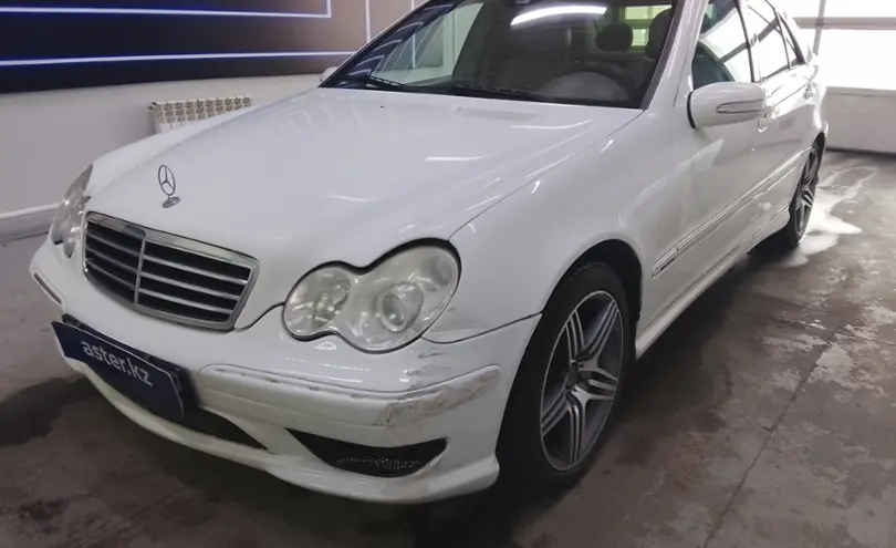 Mercedes-Benz C-Класс 2005 года за 3 000 000 тг. в Павлодар