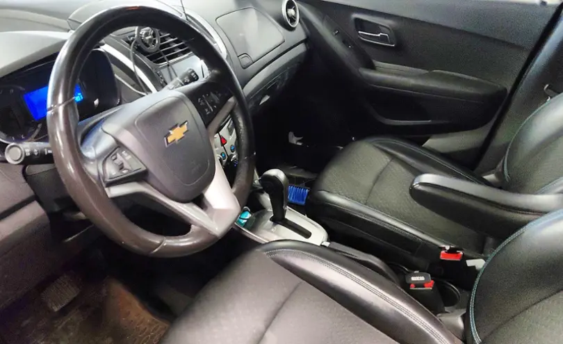 Chevrolet Tracker 2014 года за 5 600 000 тг. в Астана фото 5