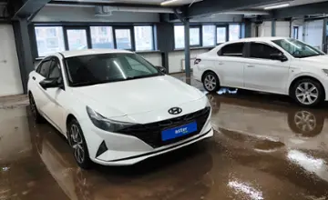 Hyundai Elantra 2021 года за 8 500 000 тг. в Астана фото 2