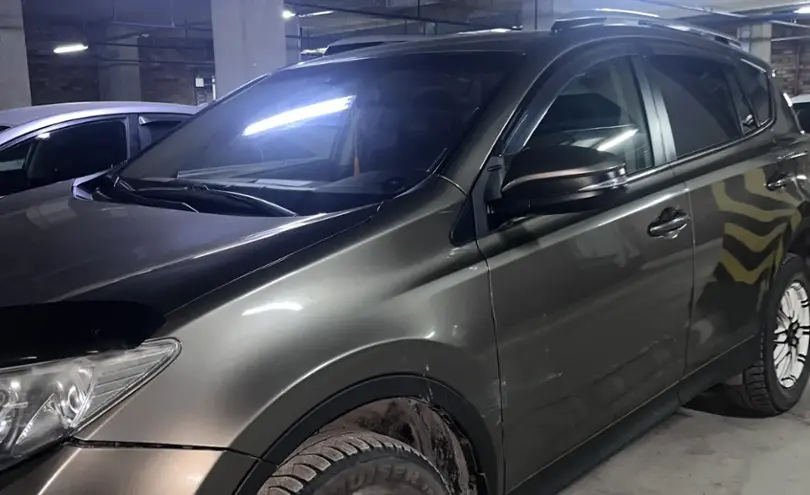 Toyota RAV4 2014 года за 10 500 000 тг. в Астана фото 2