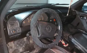 Mercedes-Benz C-Класс 1995 года за 900 000 тг. в Шымкент фото 5