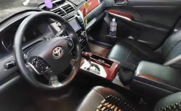 Toyota Camry 2014 года за 9 000 000 тг. в Астана фото 5