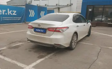 Toyota Camry 2018 года за 12 000 000 тг. в Алматы фото 3