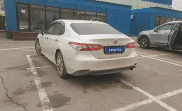 Toyota Camry 2018 года за 12 000 000 тг. в Алматы фото 4