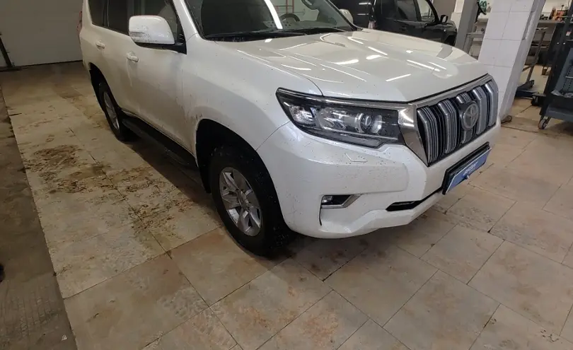 Toyota Land Cruiser Prado 2023 года за 32 000 000 тг. в Актобе фото 3