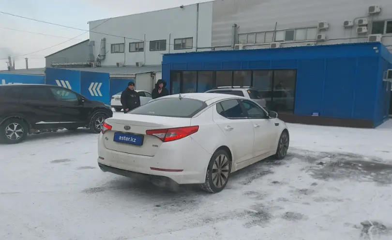 Kia K5 2011 года за 8 500 000 тг. в Алматы фото 3