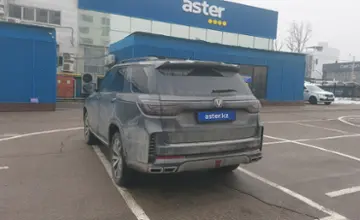 Changan CS95 PLUS 2024 года за 19 000 000 тг. в Алматы фото 4