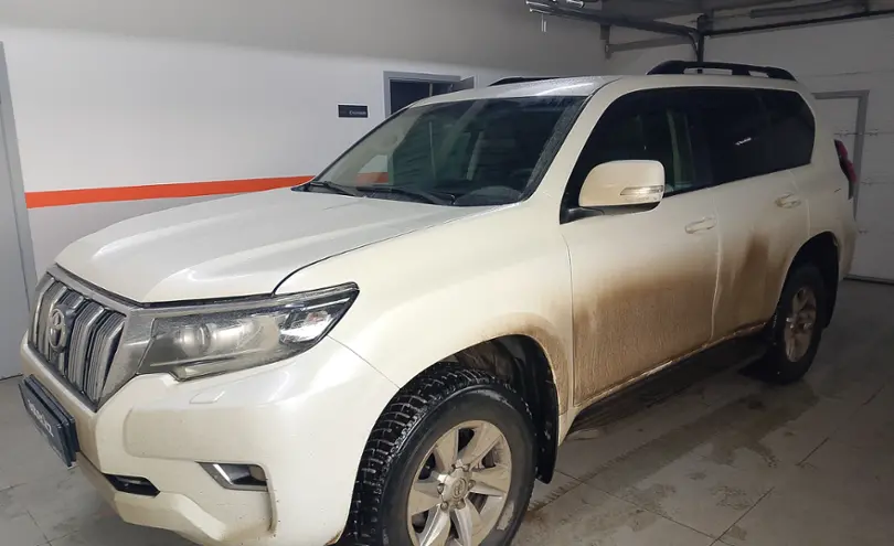 Toyota Land Cruiser Prado 2019 года за 23 000 000 тг. в Уральск