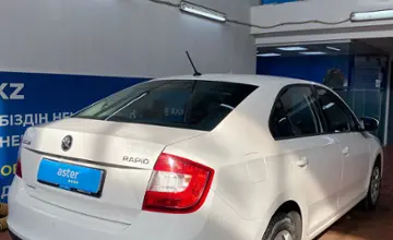 Skoda Rapid 2017 года за 5 000 000 тг. в Астана