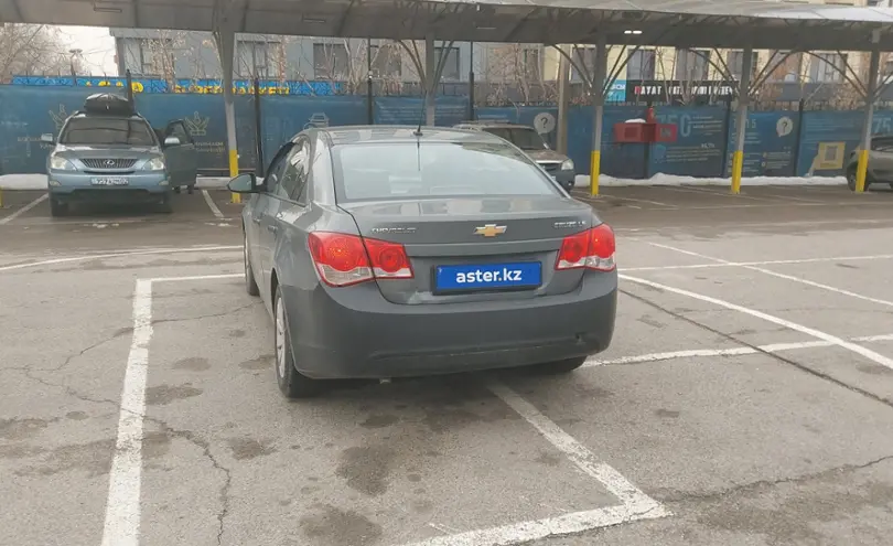 Chevrolet Cruze 2011 года за 3 500 000 тг. в Алматы фото 4