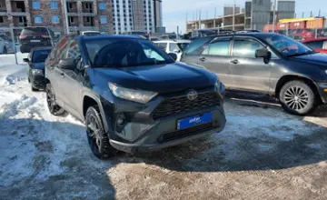 Toyota RAV4 2021 года за 13 500 000 тг. в Астана фото 2