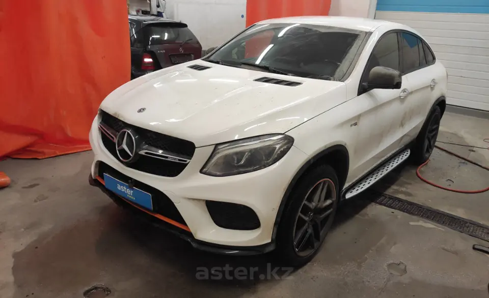 Mercedes-Benz GLE Coupe AMG 2017 года за 30 000 000 тг. в Актобе