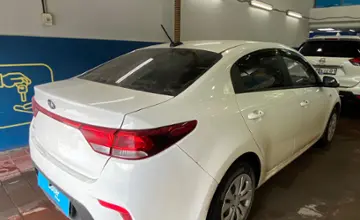 Kia Rio 2019 года за 6 500 000 тг. в Астана