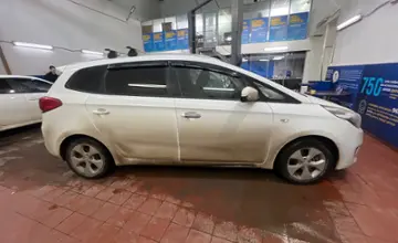 Kia Carens 2013 года за 5 000 000 тг. в Астана фото 4