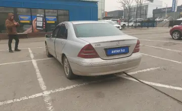 Mercedes-Benz C-Класс 2001 года за 3 000 000 тг. в Алматы фото 4