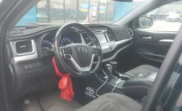 Toyota Highlander 2019 года за 17 000 000 тг. в Алматы фото 5